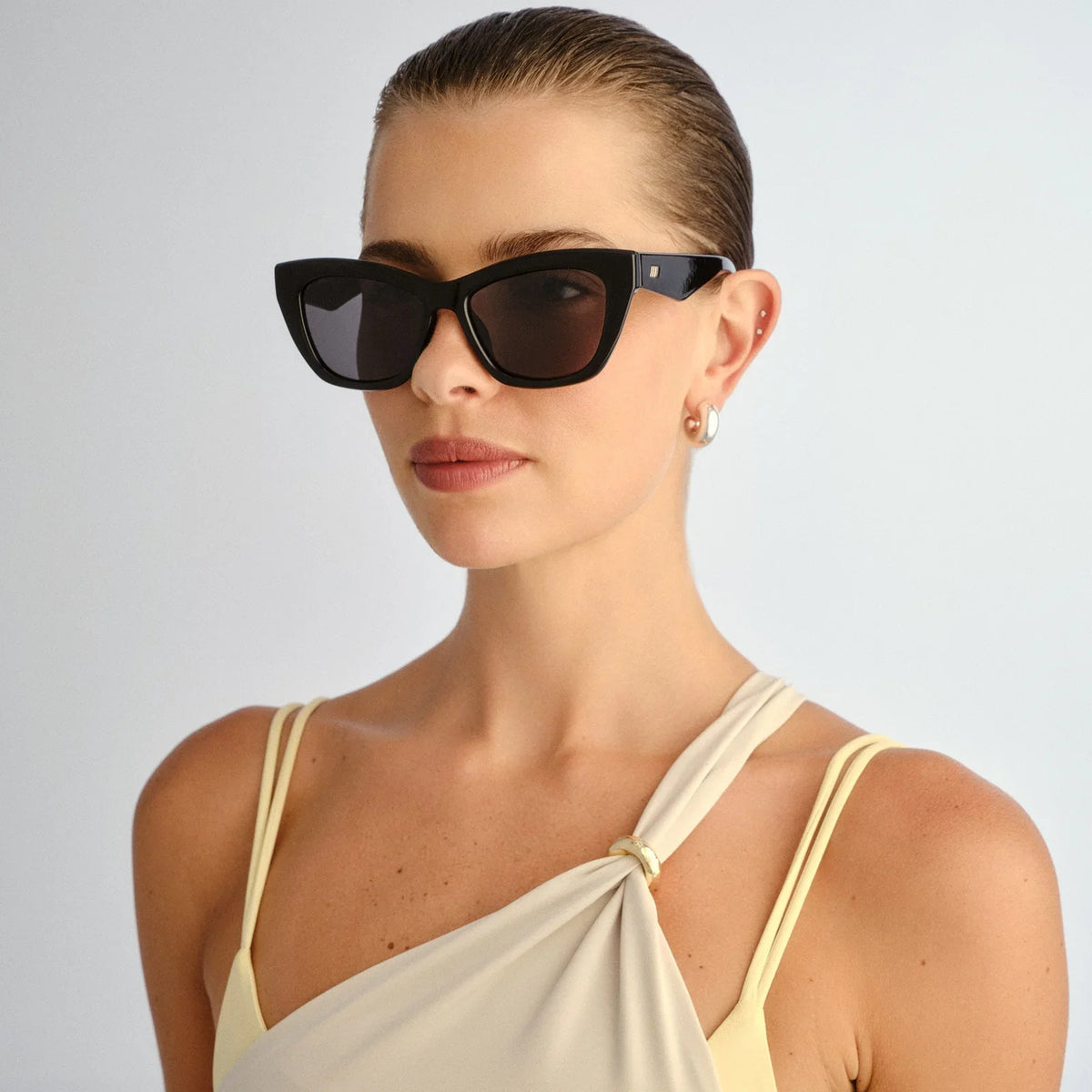 Le Specs Lumen+ in Black