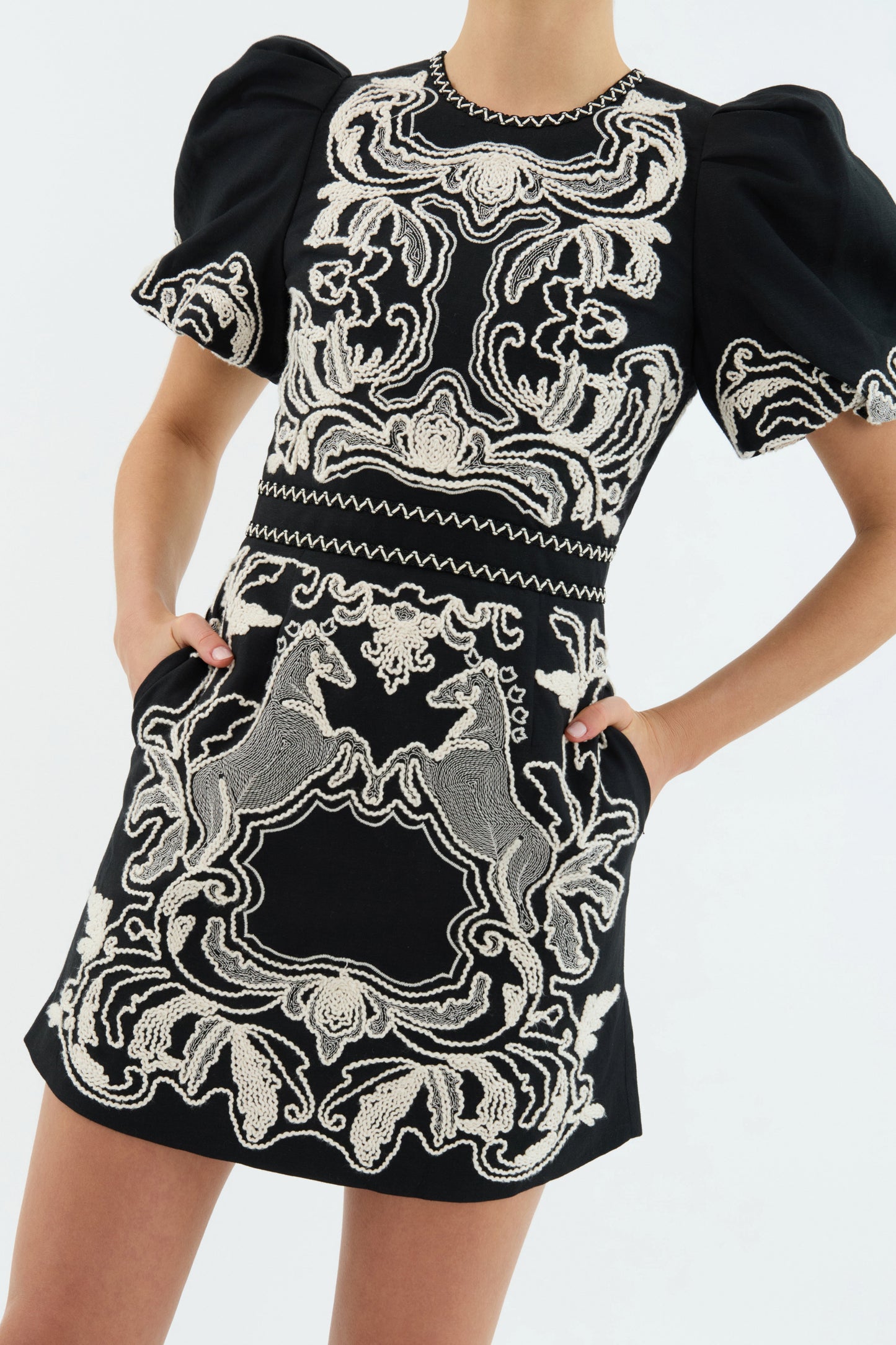 Rebecca Vallance Azera Puff Sleeve Mini - Black