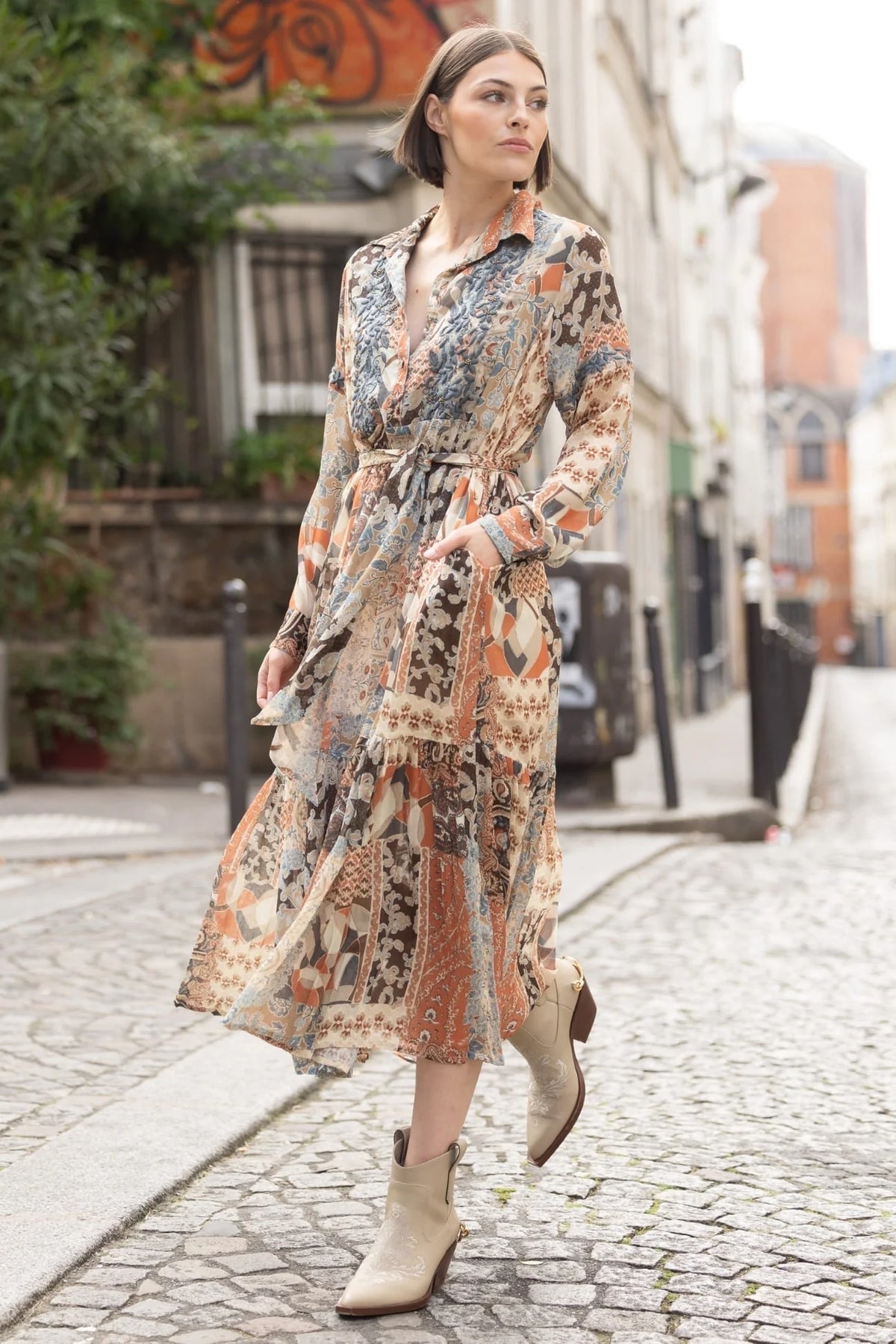 Miss June Elodie Dress in Beige Multi